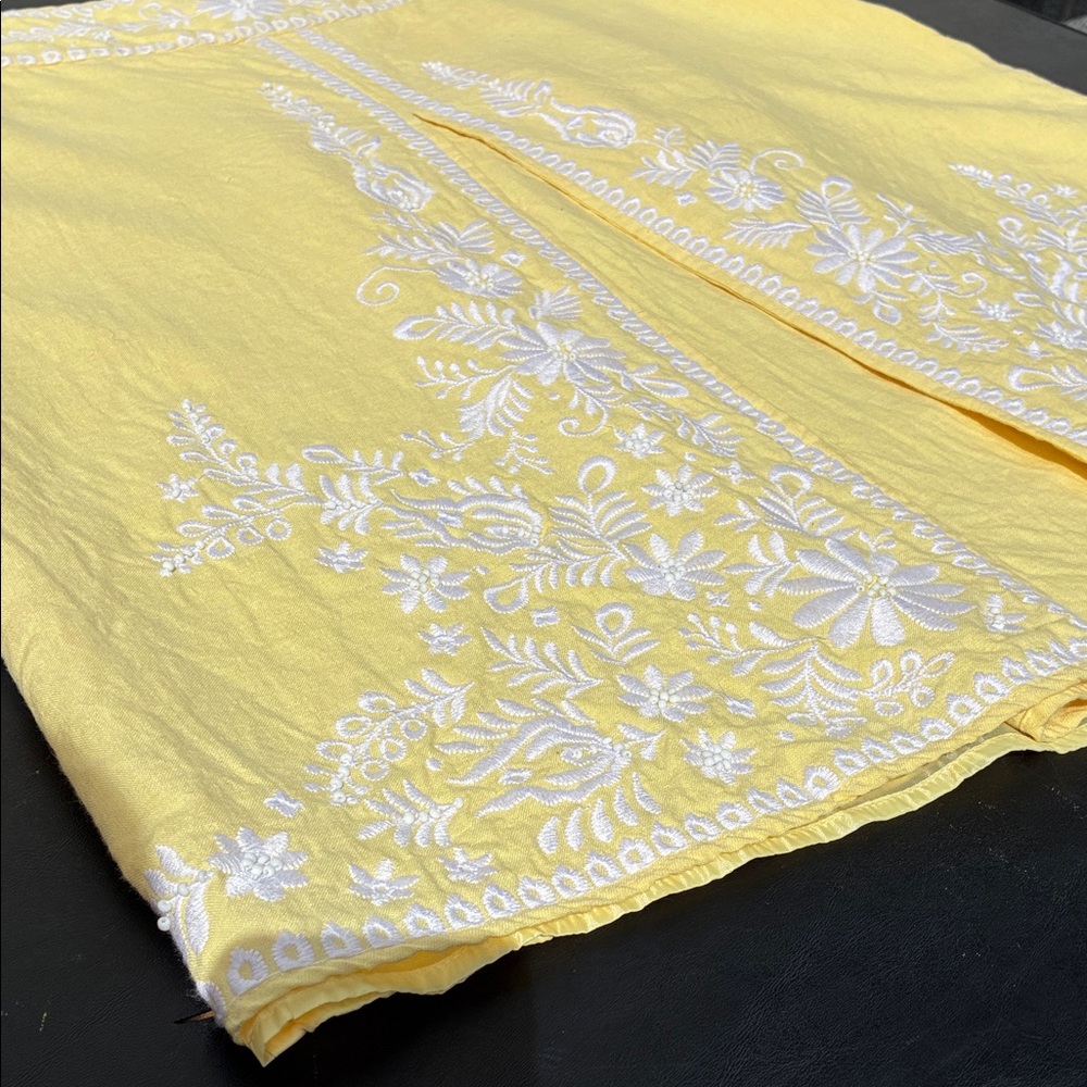 SilkLand Yellow A-Line Skirt with White Embroidery Button/Zip - Picture 8 of 10